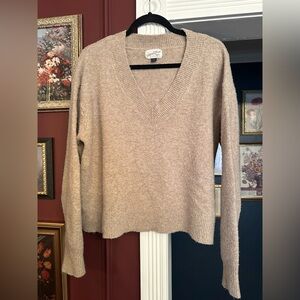 Universal Thread Tan V-Neck Pullover Sweater Size Large